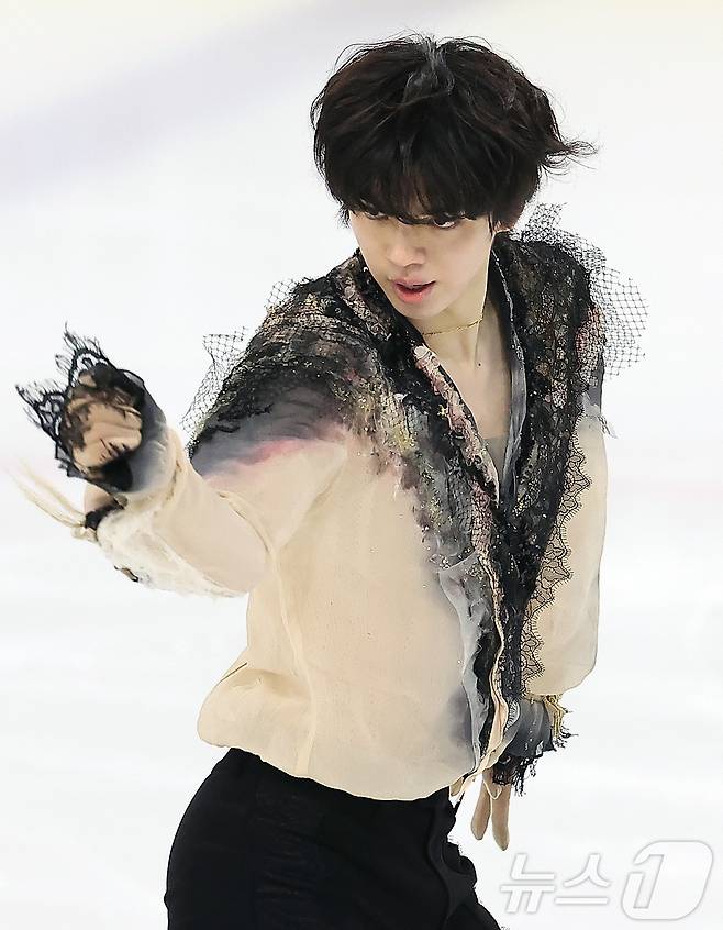 차준환(서울시청)이 30일 서울 양천구 목동아이스링크에서 열린 2025 KB금융 전국남녀 피겨스케이팅 회장배 랭킹대회 남자 싱글 프리 프로그램 연기를 펼치고 있다. 2025.11.30/뉴스1 ⓒ News1 김진환 기자