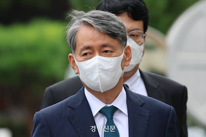 조지호 경찰청장이 지난 5월 서울 종로구 헌법재판소에서 열린 탄핵심판 사건 변론기일에 출석하고 있다. 한수빈 기자