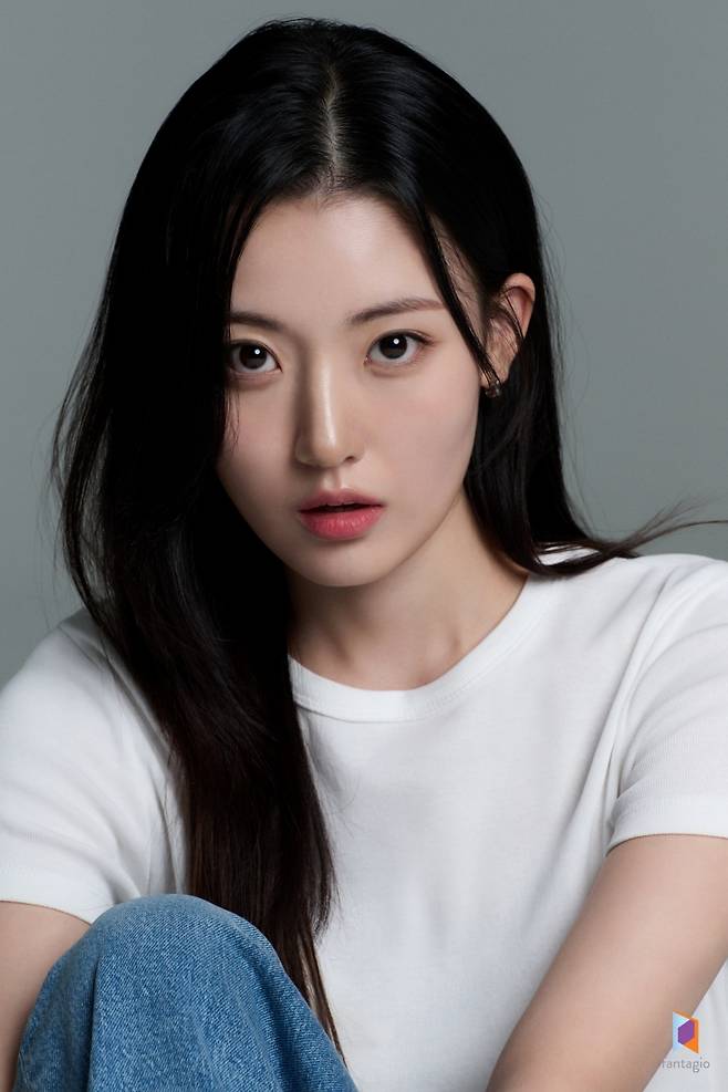 정다빈/ 판타지오
