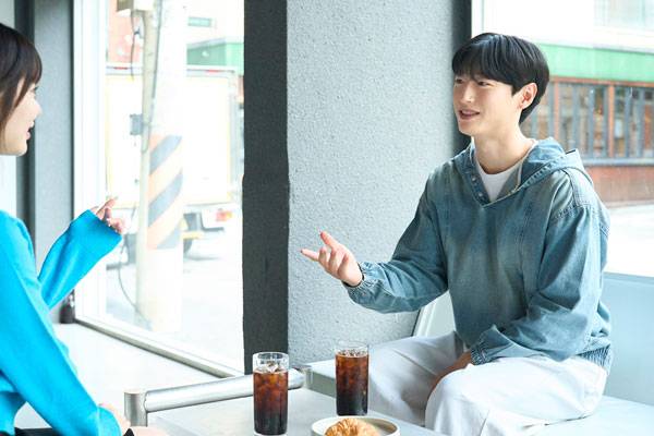 데이팅 앱에서 상대를 고를 때, 외모만큼이나 정치 성향도 중요한 기준으로 작용한다는 연구 결과가 나왔다./사진=게티이미지뱅크