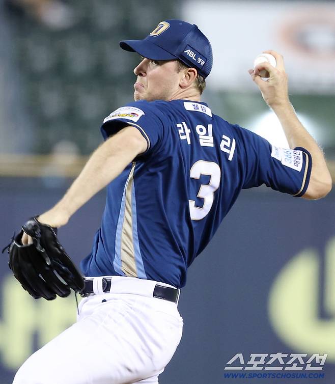 26일 서울 잠실구장에서 열린 NC-두산전. NC 선발투수로 등판한 라일리. 잠실=정재근 기자 cjg@sportschosun.com/2025.9.26/