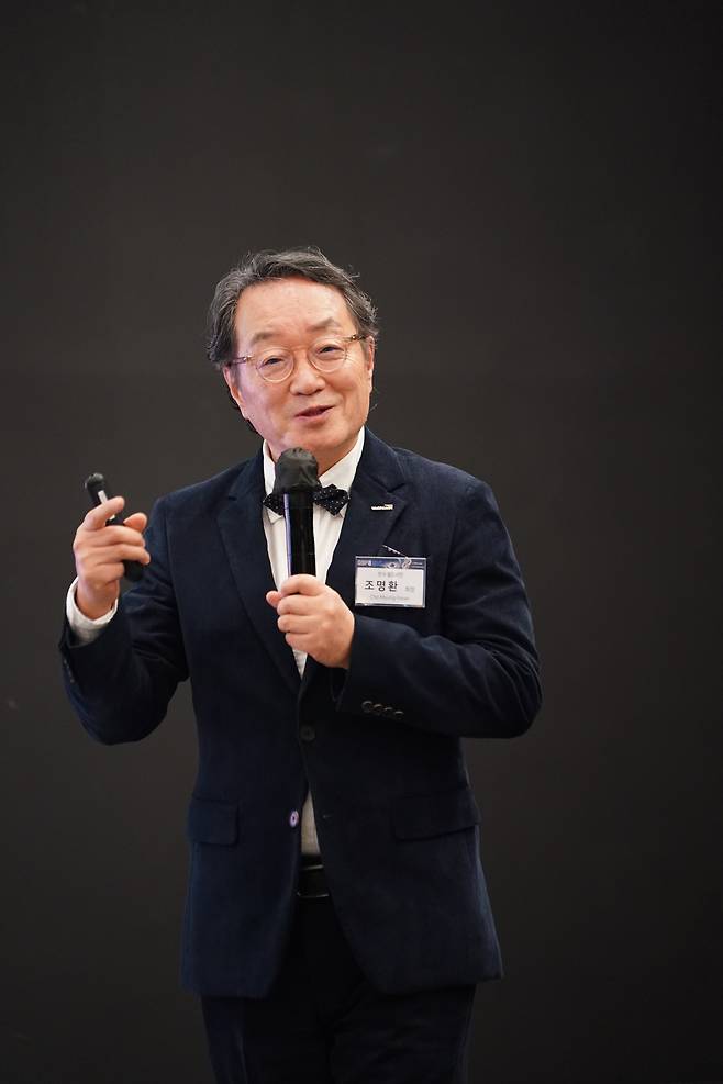 Cho Myung-hwan, president of the international humanitarian NGO World Vision Korea, speaks during the Global Biz Forum held on Wednesday at the Ambassador Seoul Pullman Hotel. (The Korea Herald)