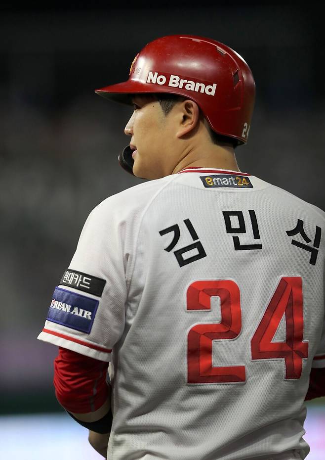 ▲ 내년 활약 여부가 관심을 모으는 김민식 ⓒSSG랜더스