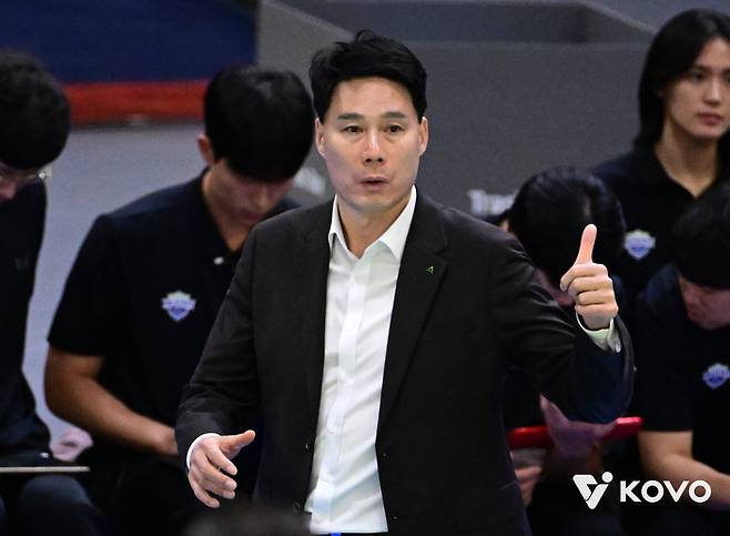 현대건설 강성형 감독. 제공 | 한국배구연맹