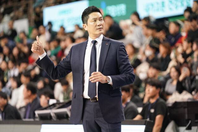 전희철 감독./KBL