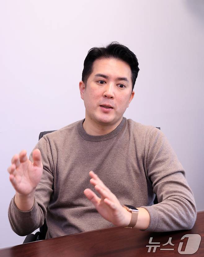 이현준 담아 공동대표가 지난 11월 24일 서울 종로구 뉴스1 본사에서 인터뷰를 하고 있다. 2025.11.24/뉴스1 ⓒ News1 이호윤 기자