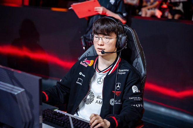 ‘페이커’ 이상혁 700승 달성