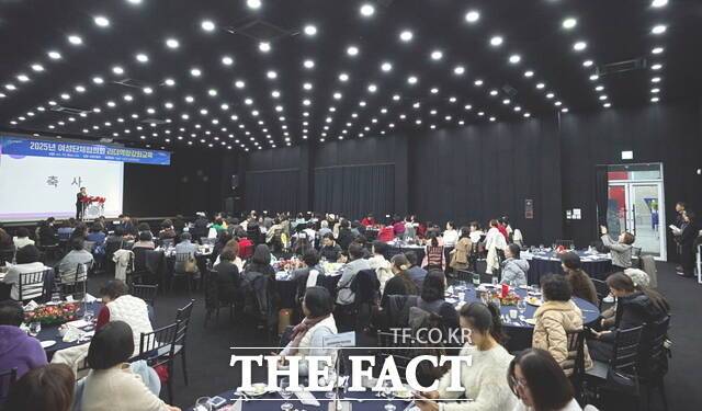 19일 아산시 디바인밸리에서 아산시여성단체협의회가 2025년 리더 역량 강화 교육을 진행하고 있다. /아산시