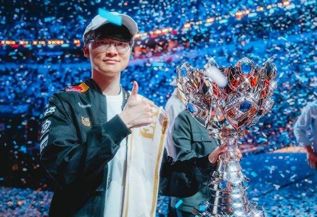 Faker poses for a photo after T1's triumph at the 2025 LoL World Championship in Chengdu, China, Nov. 9. (Riot Games)