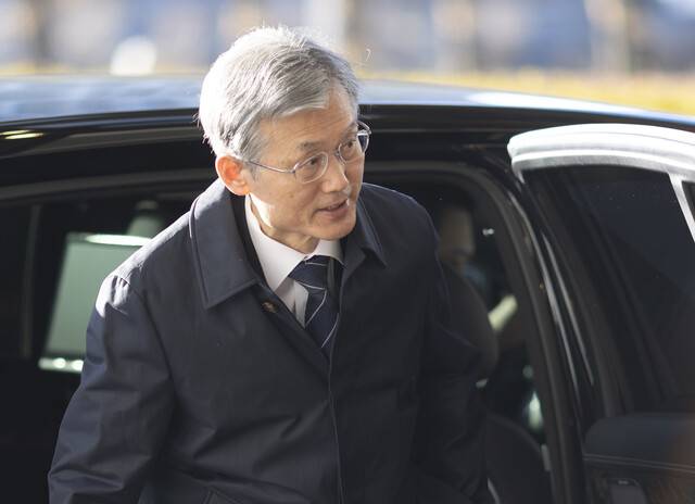 조희대 대법원장이 지난 22일 서울 서초구 대법원으로 출근하고 있다. 연합뉴스