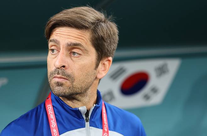 ▲ 코스타 감독이 제주의 지휘봉을 잡은 결정적인 이유에 K리그에 대한 이해도가 꼽힌다. 한국을 지도한 4년의 시간 동안 K리그 현장을 발로 뛰며 다양한 선수들을 정밀하게 분석해왔다. 벤투 감독과 함께 정립한 선진 축구 철학을 제주에 불어넣어 새로운 활기를 일으킬 것으로 기대를 받는다. ⓒ연합뉴스