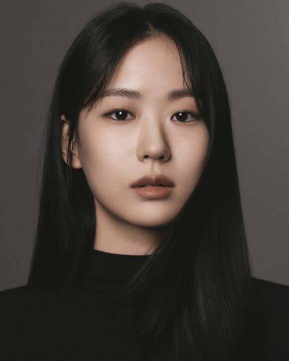 배우 이이담이 2026년 넷플릭스의 포문을 여는 '이 사랑 통역 되나요?'로 전 세계 시청자들을 만난다. 특히 지금까지와는 다른 새 얼굴을 보여줄 예정인 만큼 많은 이목이 집중된다. /고스트 스튜디오