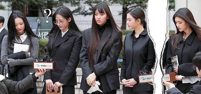 걸그룹 뉴진스(왼쪽부터 하니, 민지, 혜인, 해린, 다니엘)는 지난해 3월 서울중앙지법에서 열린 전속계약 유효확인 소송 첫 변론기일에 참석해 입장을 밝혔다. 이 중 다니엘은 소속사 어도어와 전속계약이 해지됐다. 그래픽=송재우 기자, 뉴시스