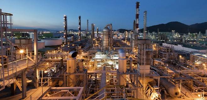 롯데케미칼 여수 공장 전경.(사진=롯데케미칼.)