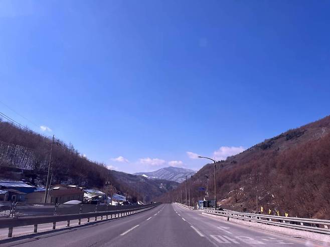 기상청은 2027년까지 총 31개 재정고속도로에 도로기상관측망 설치를 완성할 예정이다 / 출처=IT동아