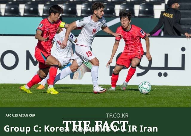 8강 진출권을 다투는 한국과 이란의 C조 첫 경기 장면./AFC