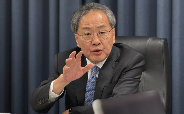 8일 서울 종로구 한국기독교회관에서 열린 한교총 신년간담회에서 김정석 대표회장이 발언하고 있다.