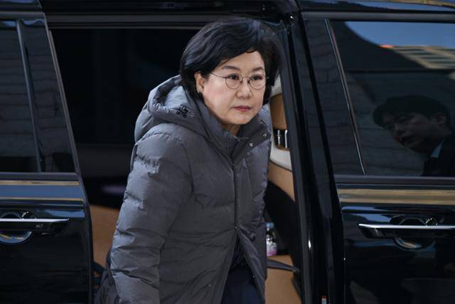 이혜훈 기획예산처 장관 후보자가 8일 서울 중구 예금보험공사에 마련된 인사청문회 준비 사무실로 출근하고 있다. 하상윤 기자