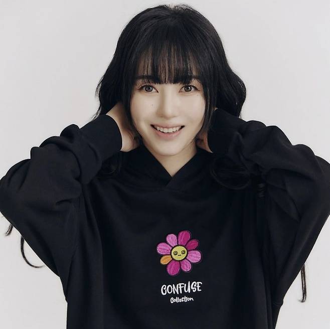 AOA 출신 권민아의 첫 단독 팬미팅이 취소됐다. /사진=네이버 팬카페 갈무리