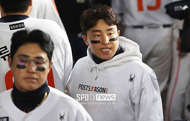 ▲ 전격 계약, 혹은 사인 앤드 트레이드 등 새로운 돌파구가 나올지 관심을 모으는 손아섭 ⓒ곽혜미 기자