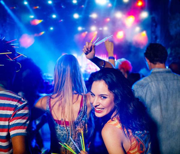 플러팅이 반드시 연애나 관계 형성을 의미하지는 않을 수 있다는 연구 결과가 나왔다./사진=클립아트코리아