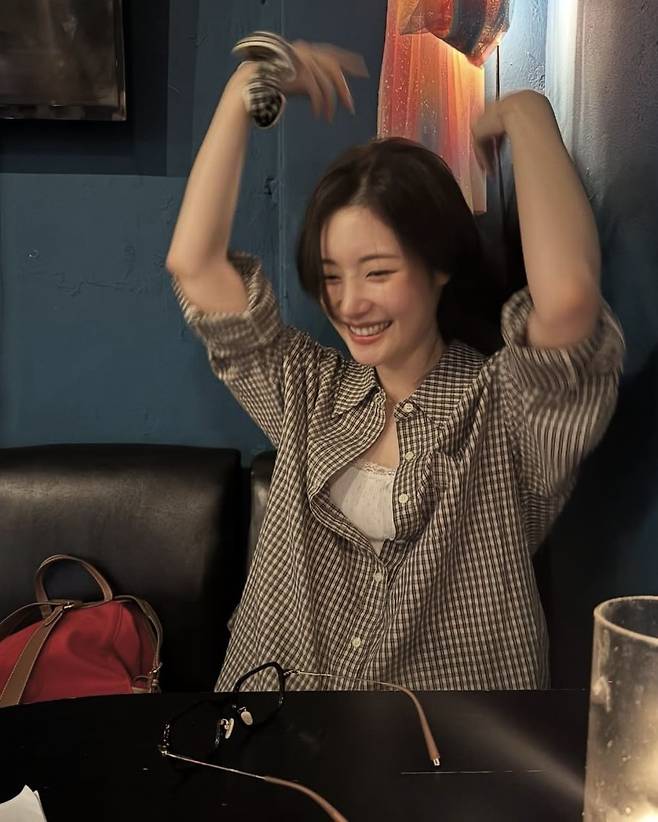 인스타그램 @j_chaeyeoni