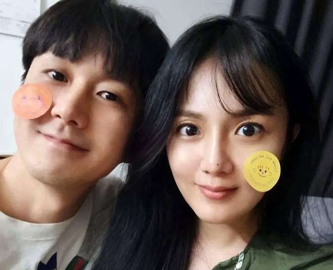 배우 강은비(오른쪽)와 남편 변준필씨. 강은비 인스타그램 캡처