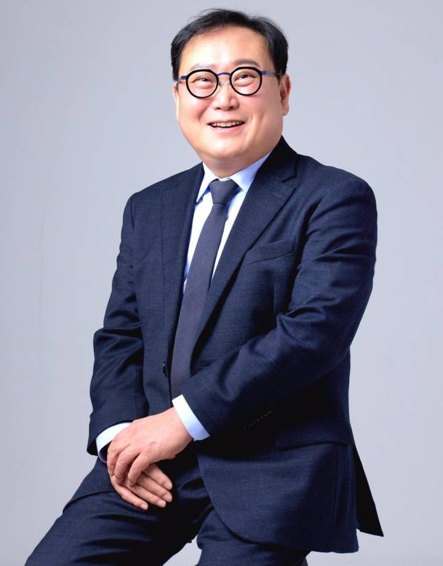 프로탁구연맹 총재로 선임된 이승원 독도사랑주유소연합회 의장. 사진=한국프로탁구연맹