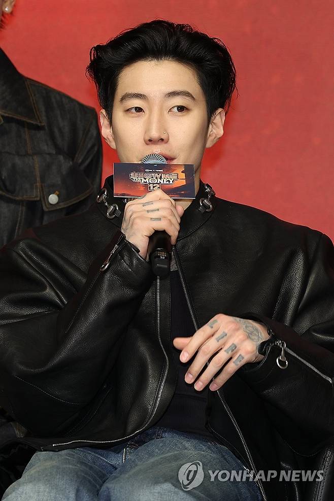 인사말 하는 박재범 (서울=연합뉴스) 류효림 기자 = 가수 박재범이 15일 서울 강남구 엘리에나 호텔에서 열린 Mnet '쇼미더머니 12' 제작발표회에서 인사말을 하고 있다. 2026.1.15 ryousanta@yna.co.kr