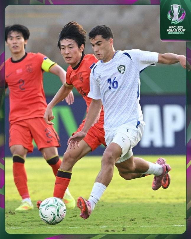 중국-우즈베키스탄 경기 장면. /사진=AFC 공식 SNS 갈무리