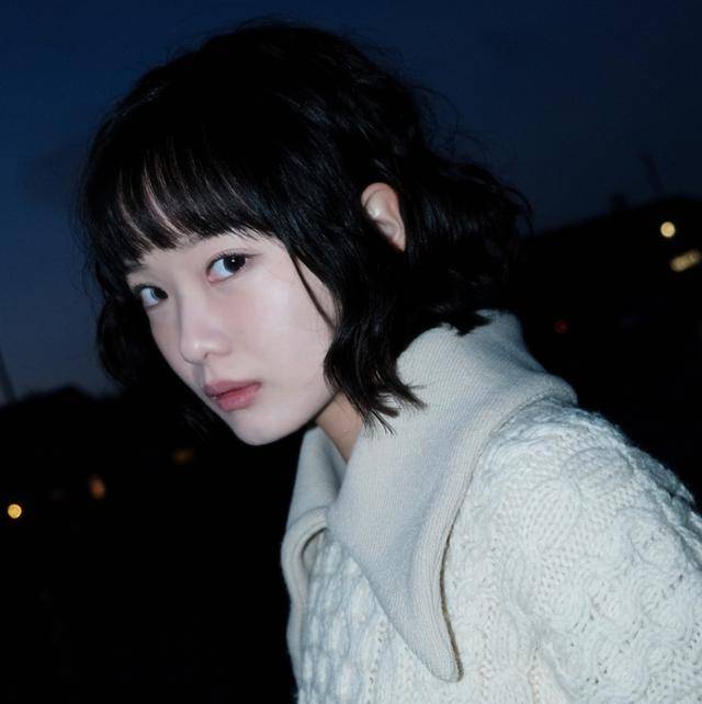 가수 한로로. 어센틱 제공