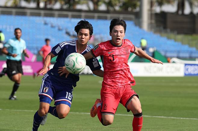 사우디아라비아 제다에서 열린 23세 이하 아시안컵에서 맞붙은 한국과 일본. 사진 KFA