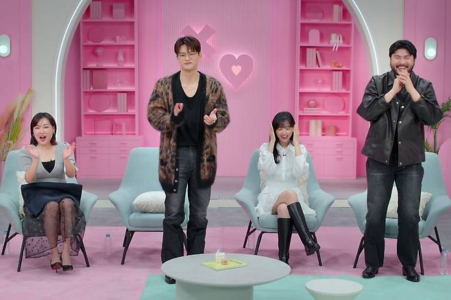 모테솔로들의 메이크오버 연애 리얼리티 예능 '모태솔로지만 연애는 하고 싶어'는 시즌 2로 돌아온다. 이번 시즌 신청자수만 1만 7000명이 넘었다. 사진 넷플릭스