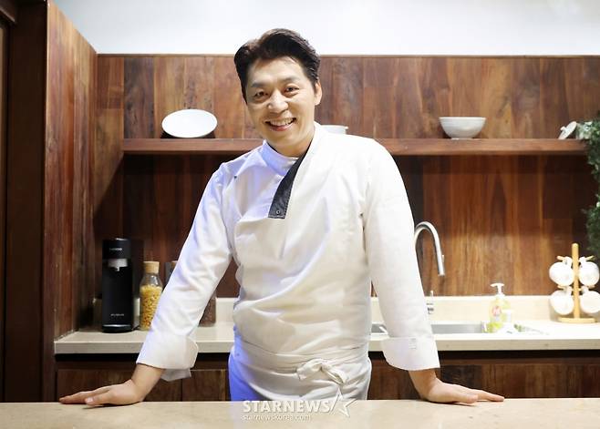 '흑백요리사2' 송훈 셰프 인터뷰 /사진=김휘선 기자 hwijpg@