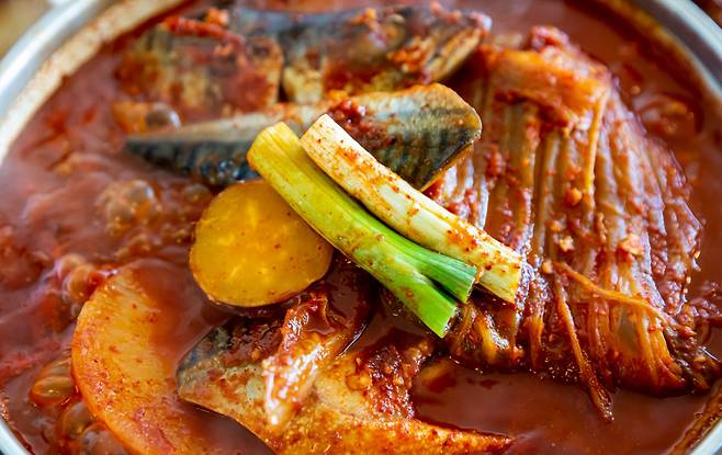 장 건강을 위해서는 고등어를 비롯해 청어과 생선을 챙겨 먹는 게 좋다./사진=클립아트코리아