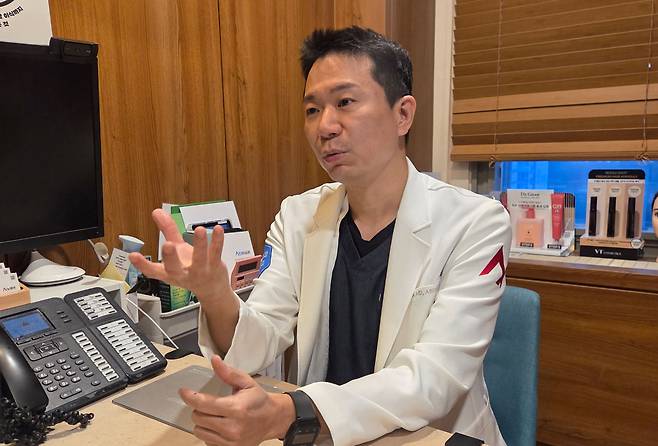 뉴헤어 성형외과 김진오 원장(대한성형외과의사회 공보이사·대한레이저피부모발학회 수석탈모분과위원장)/사진=이해림 기자