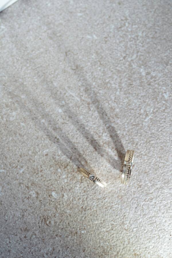 Daphne 컬렉션 웨딩 링 | 사진 제공 루미에블랑쉬