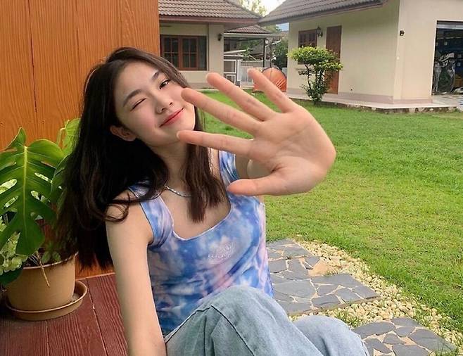 ▲ The potential demonstrated by Pichamon, who went to deuce with Ahn Se-young's rival Chen Yu-fei, attracted the attention of many badminton fans. It was clearly revealed that she was not just a promising prospect with a beautiful appearance worthy of being called the Thai badminton fairy. ⓒ OKEZONE