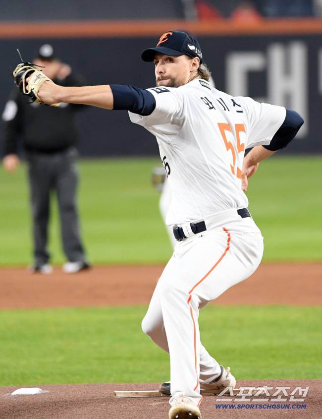 ◇와이스가 휴스턴에 입단할 당시 선발 경쟁을 할 수 있을 것으로 전망됐지만, 휴스턴 마운드 뎁스 강화에 따라 구도는 불투명해졌다. 스포츠조선DB