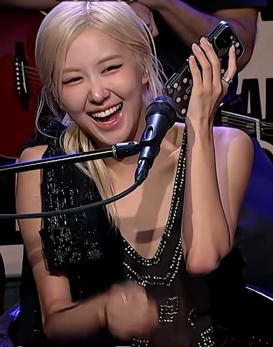 사진 유튜브 @HOWARD STERN