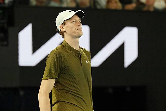 2026 호주오픈 남자단식 준결승에서 조코비치에게 5세트 끝에 패배한 시너