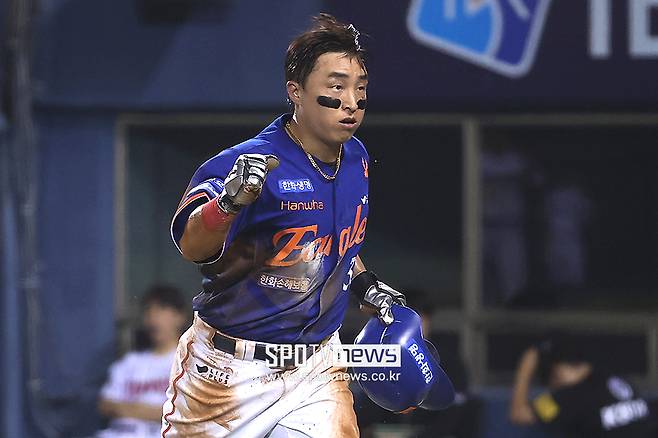 ▲ 손아섭은 지난 1월 중순 “비시즌 이렇게까지 열심히 운동한 것은 25살 이후로는 처음인 것 같다”면서 현재 상태에 만족감을 드러냈다. 2023년 타격왕을 한 이후에도 타격에 대한 불안감이 있었던 반면, 지금은 자신의 문제점을 잘 알고 보완할 수 있다는 자신감을 드러내기도 했다. ⓒ곽혜미 기자