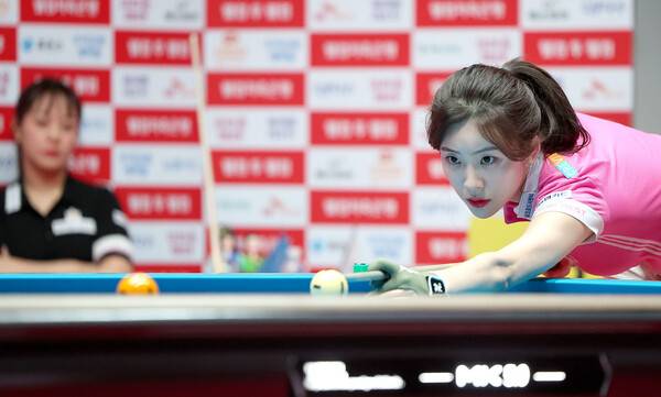 한국 여자당구의 간판으로 급부상한 정수빈. PBA 제공