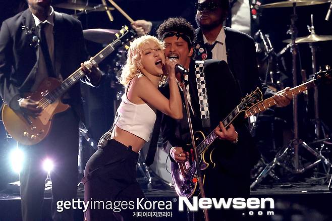 사진=로제, 브루노 마스/게티이미지코리아 제공