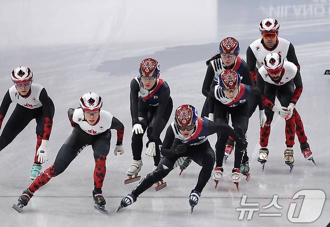 2026 밀라노·코르티나담페초 동계올림픽 개막을 사흘 앞둔 3일(현지시간) 이탈리아 밀라노 아이스스케이팅 아레나에서 쇼트트랙 대표팀이 훈련을 하고 있다. 2026.2.4/뉴스1 ⓒ News1 김성진 기자