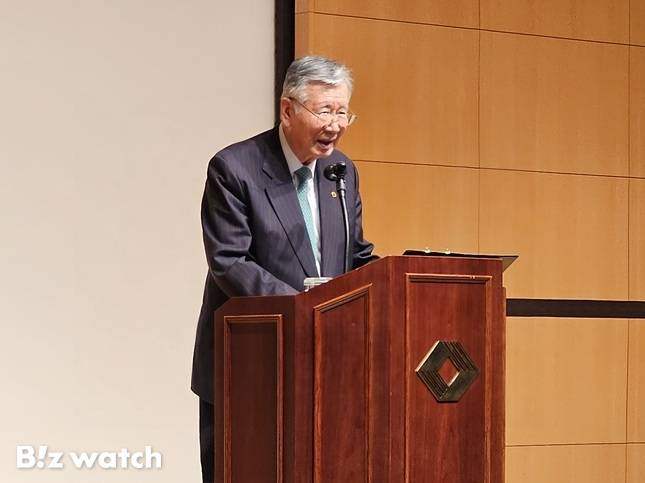 이중근 부영그룹 회장이 5일 서울 중구 부영태평빌딩에서 열린 '2026 시무식'에서 신년사를 하고 있다./사진=김준희 기자 kjun@