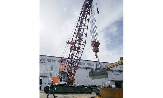 개발된 150톤급 지능형 크롤러 크레인. 생산기술연구원 제공