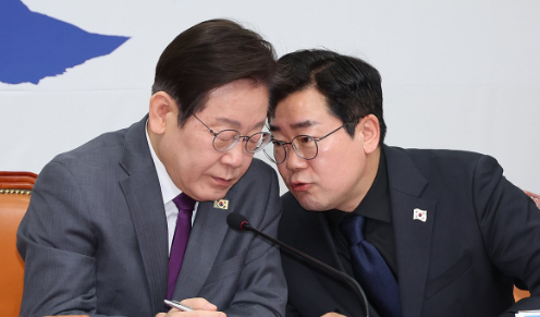 이재명 대통령(왼쪽)과 박찬대 전 원내대표