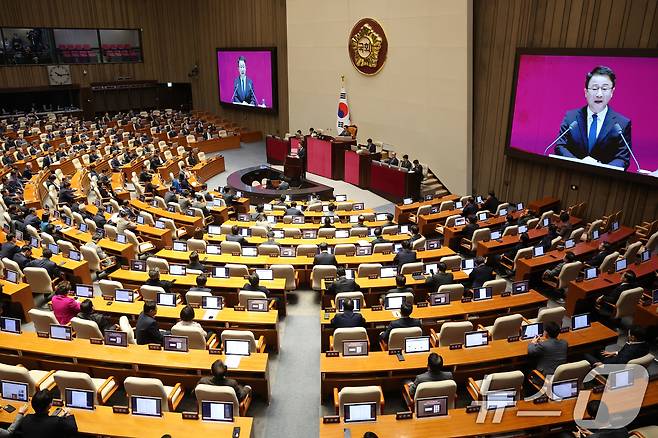 한병도 더불어민주당 원내대표가 3일 서울 여의도 국회에서 열린 제432회국회(임시회) 제2차 본회의에서 국정에 관한 교섭단체 대표연설을 하고 있다. 2026.2.3 ⓒ 뉴스1 신웅수 기자