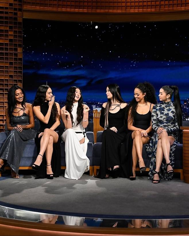 캣츠아이는 한국시간 5일츠아이는 한국시간 5일 미국 NBC ‘더 투나잇 쇼 스타링 지미 팰런’(The Tonight Show Starring Jimmy Fallon)‘에 출연해 입담을 뽐냈다. AP 뉴시스